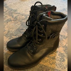 Ugg Australia Womens Kesey Boot size 8